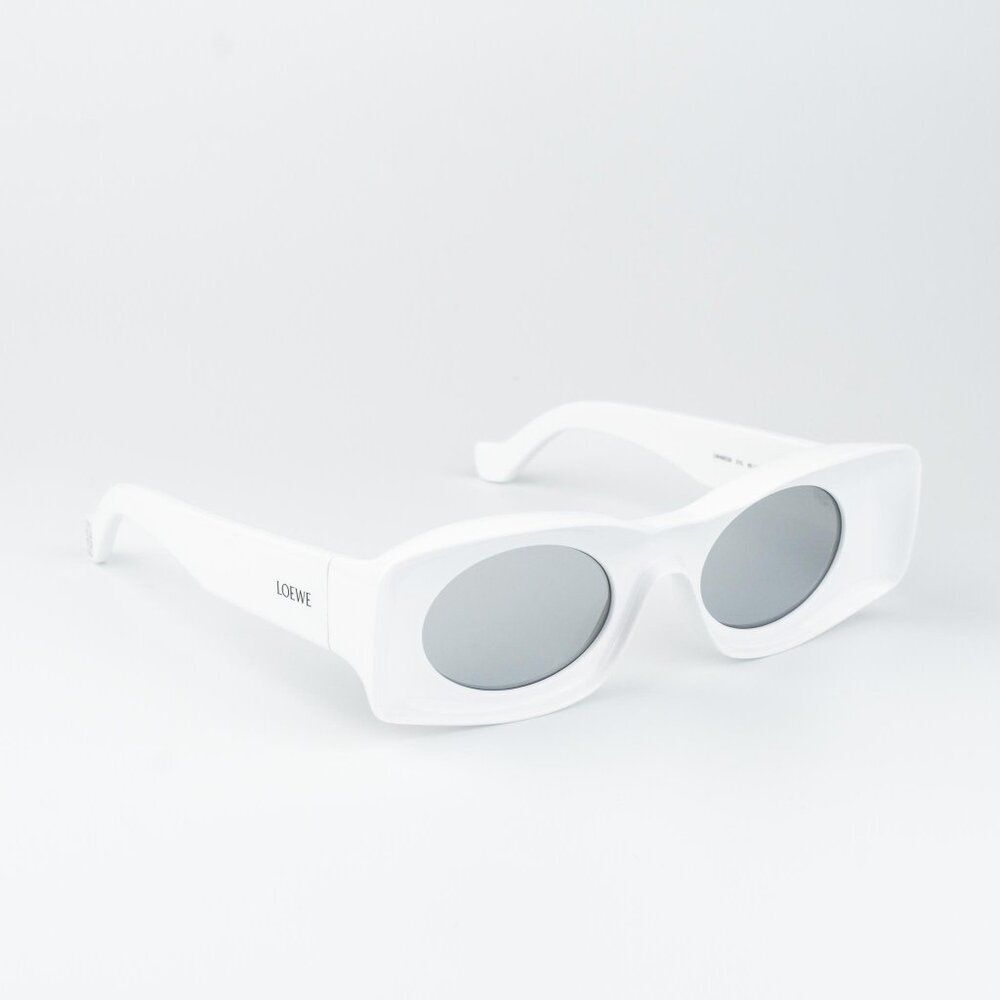 Loewe Paula's Ibiza Men Sunglasses White Silver Mirror Rectangle LW40033I 21C